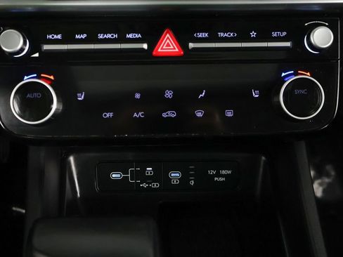Used 2025 Hyundai Tucson SEL FWD image 47