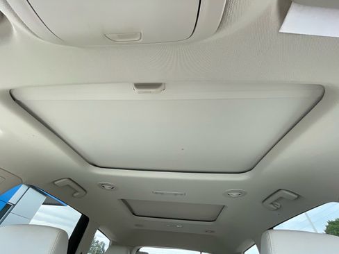 Used 2023 Buick Enclave Essence w/ Experience Buick Package FWD image 20