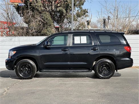 Used 2017 Toyota Sequoia SR5 image 13