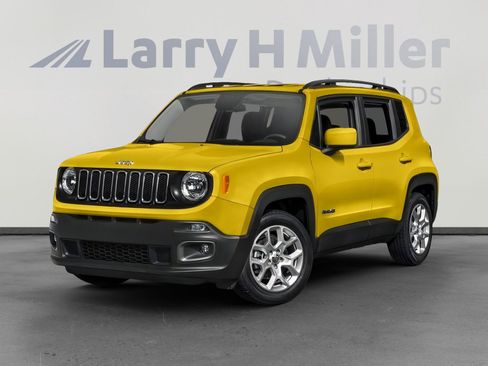 Used 2017 Jeep Renegade Altitude image 4