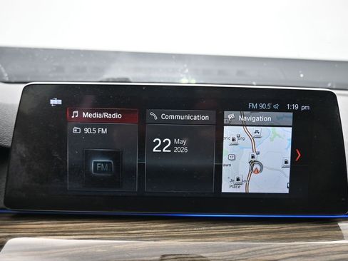 Used 2018 BMW 530i xDrive AWD/4WD image 18