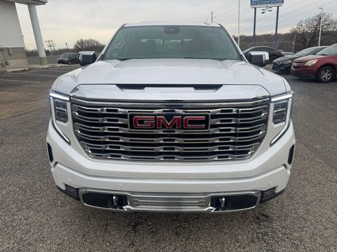 Used 2023 GMC Sierra 1500 Denali image 2