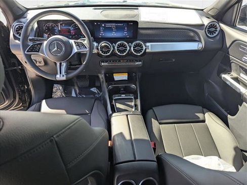 New 2025 Mercedes-Benz GLB 250 image 27