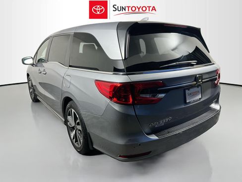 Used 2023 Honda Odyssey Touring image 6