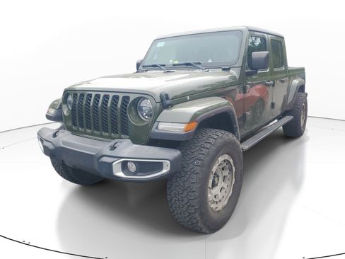 Used 2022 Jeep Gladiator Sport AWD/4WD image 2