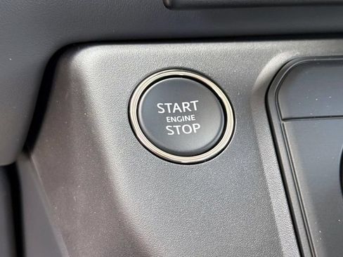 New 2026 Land Rover Defender 110 X-Dynamic SE AWD/4WD image 28
