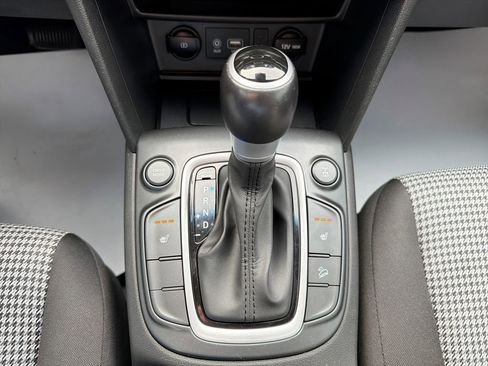 Certified 2021 Hyundai Kona SEL Plus w/ Cargo Package image 17