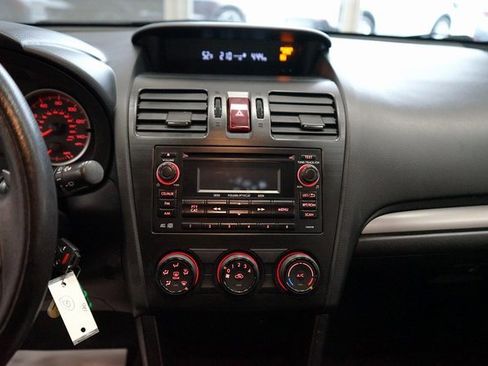 Used 2014 Subaru Crosstrek 2.0i Premium image 7
