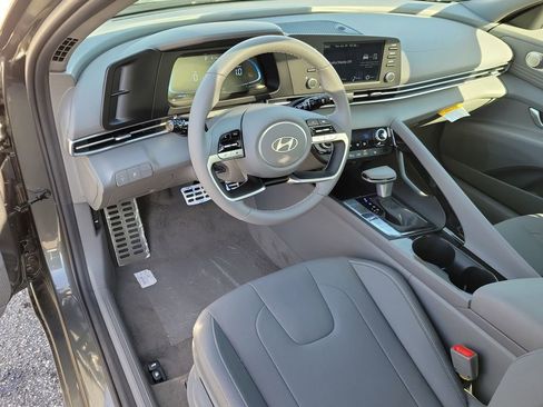 New 2026 Hyundai Elantra SEL Sport image 17