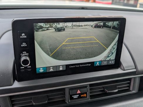 Used 2023 Honda Pilot EX-L image 7