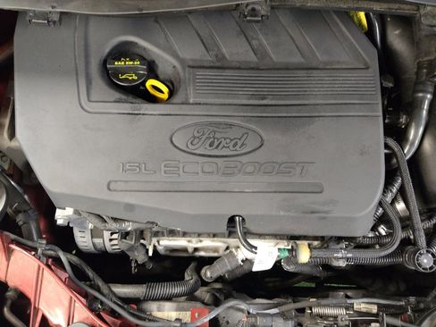Used 2018 Ford Escape SE w/ SE Sport Appearance Package FWD image 30
