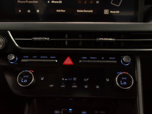 Used 2025 Hyundai Sonata SEL FWD image 29