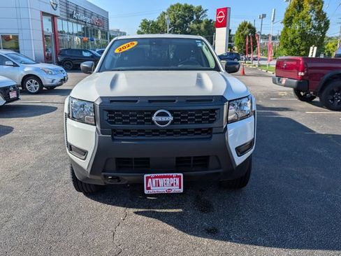 Used 2025 Nissan Frontier S AWD/4WD image 8