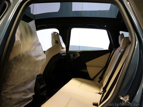 New 2026 BMW X3 xDrive30 w/ Premium Package image 13