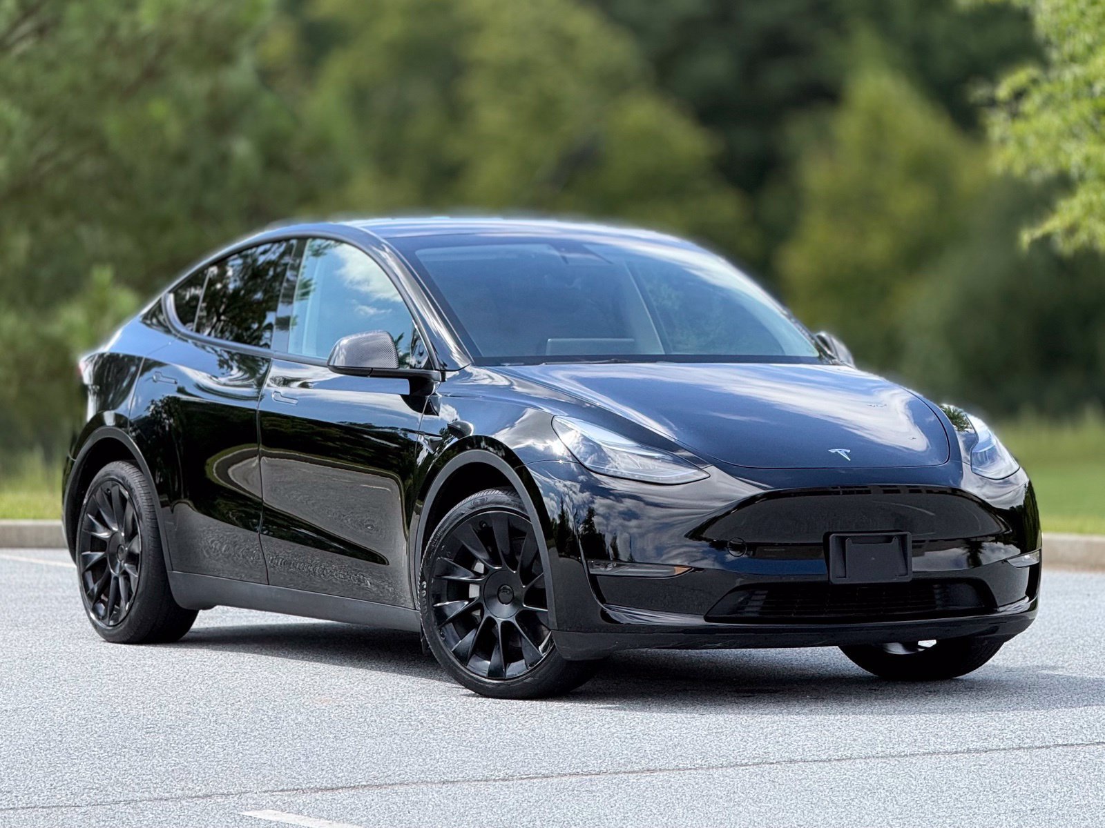 Used 2023 Tesla Model Y Long Range AWD/4WD image 13