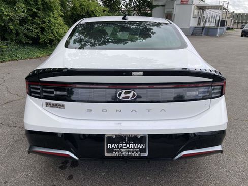 Used 2025 Hyundai Sonata SEL FWD image 6