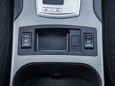 Used 2010 Subaru Outback 2.5i Premium image 24