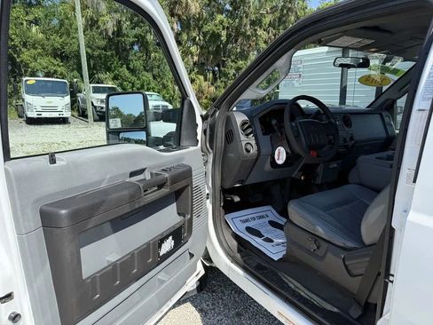 Used 2014 Ford F450 XL w/ Power Equipment Group image 22