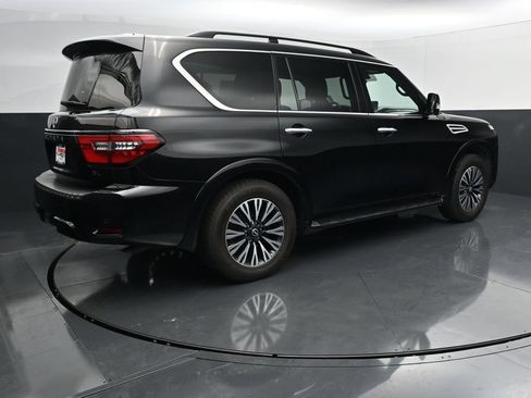 Used 2023 Nissan Armada SL w/ Midnight Edition Package AWD/4WD image 8