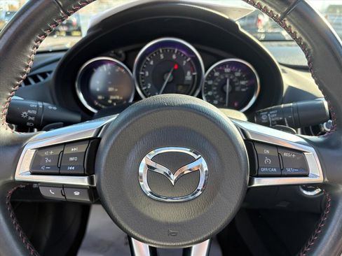 Used 2019 MAZDA MX-5 Miata RF Grand Touring w/ Appearance Package image 15