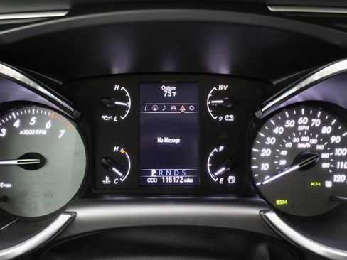 Used 2018 Toyota Sequoia Limited w/ Safety & Convenience Package image 76