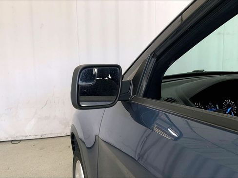 Used 2019 Ford Explorer XLT w/ Class III Trailer Tow Package AWD/4WD image 9