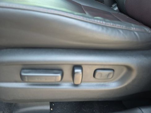 Used 2025 Honda Ridgeline Black Edition image 11