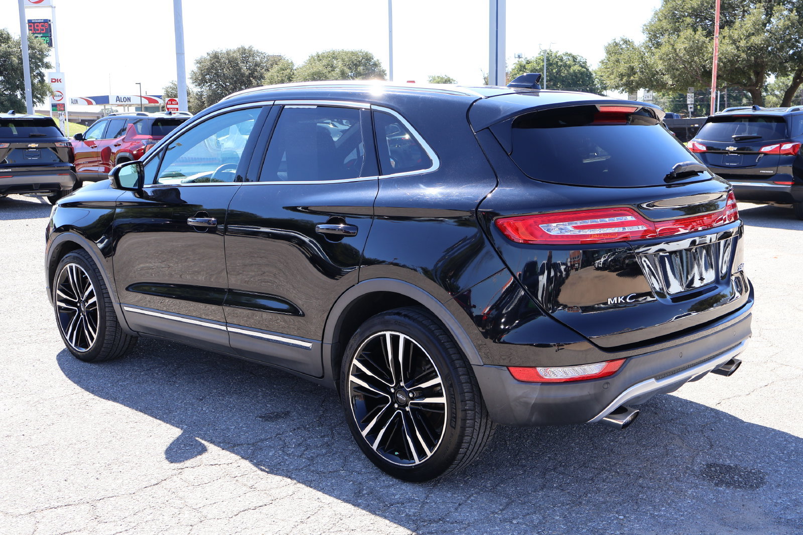 Used 2018 Lincoln MKC Reserve AWD/4WD image 9