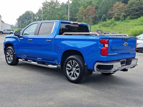 Used 2025 Chevrolet Silverado 1500 LT AWD/4WD image 4