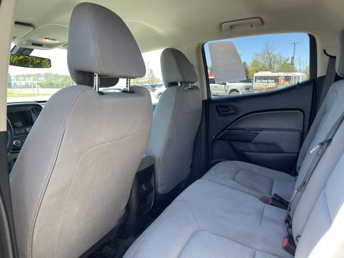 Used 2019 Chevrolet Colorado W/T w/ WT Convenience Package AWD/4WD image 10