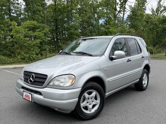 Used 2001 Mercedes-Benz ML 320 4MATIC video 1