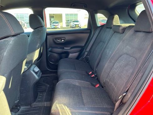 Used 2024 Honda HR-V Sport image 10