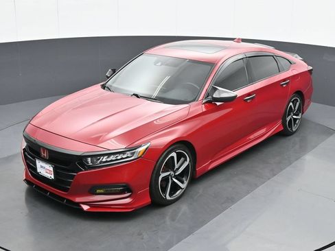 Used 2018 Honda Accord Sport image 17