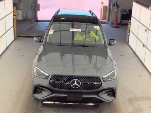 Used 2024 Mercedes-Benz GLE 350 4MATIC w/ AMG Line Exterior image 6