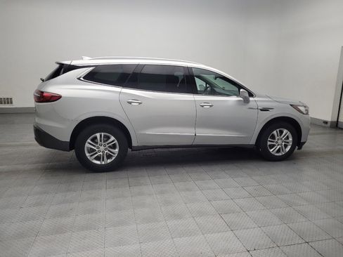 Used 2018 Buick Enclave Essence image 10