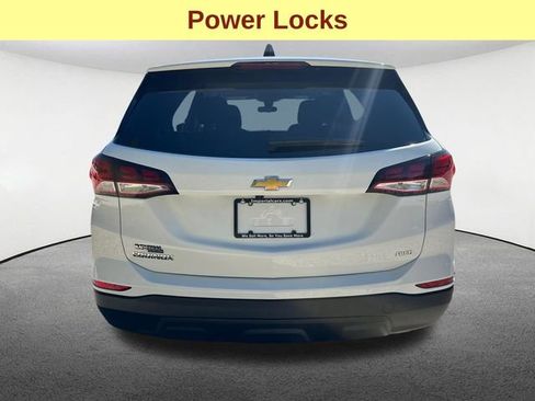 Used 2022 Chevrolet Equinox LS w/ LS Convenience Package AWD/4WD image 11
