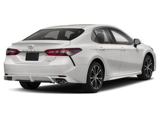 Used 2019 Toyota Camry SE video 2