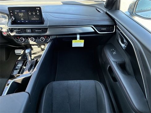 Certified 2025 Acura ADX A-Spec image 13