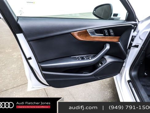 Used 2023 Audi A4 2.0T Premium w/ Convenience Package image 21