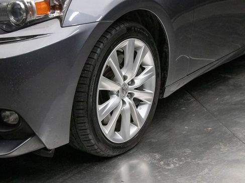 Used 2016 Lexus IS 300 AWD image 7