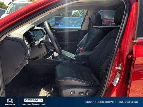 Used 2023 Volkswagen Jetta SEL FWD image 6