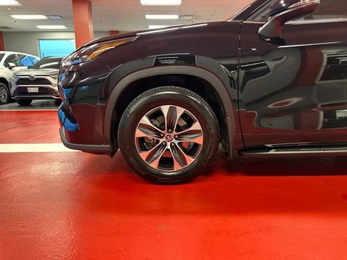 Certified 2026 Toyota Highlander XLE AWD/4WD image 27
