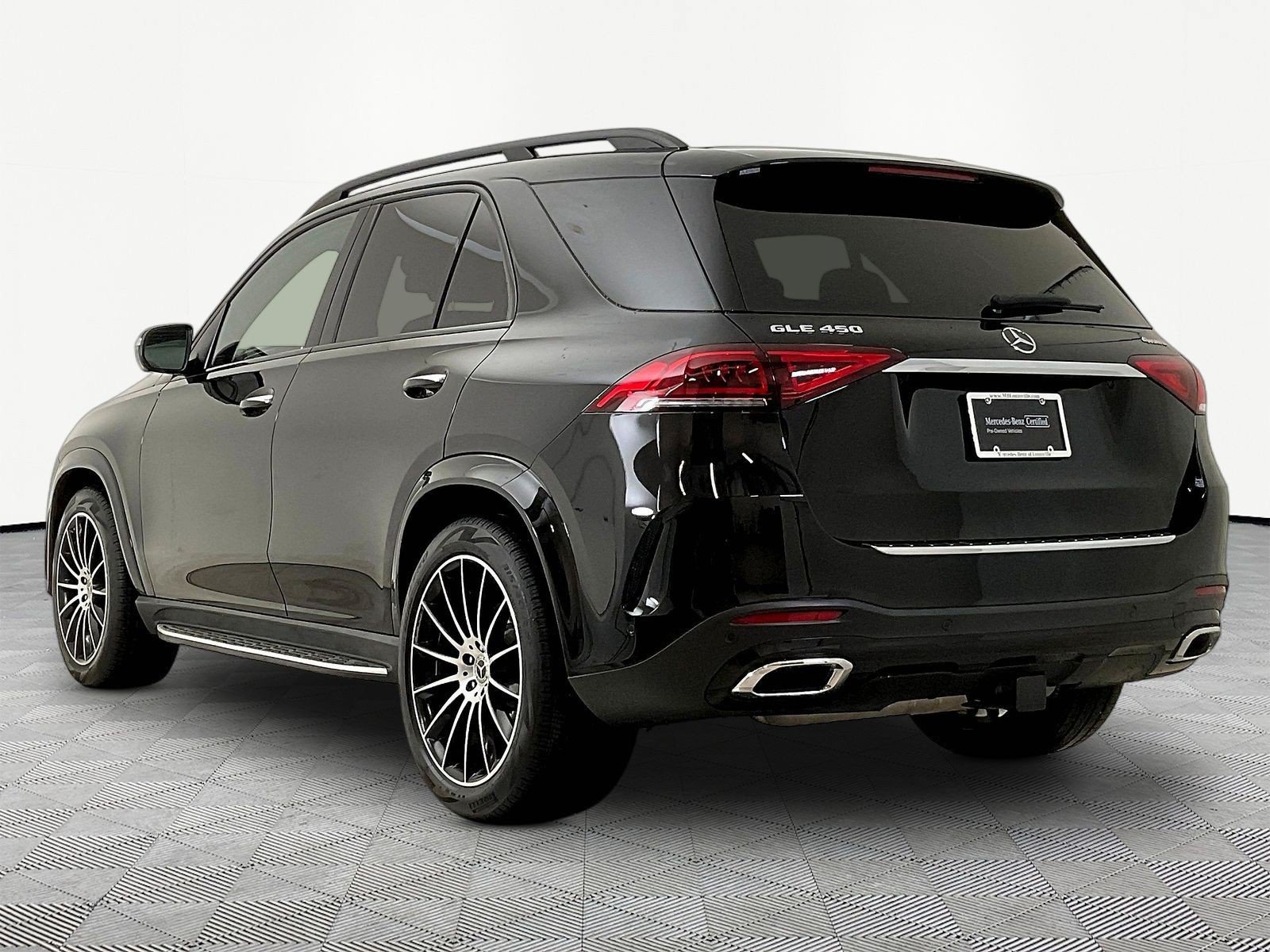 Certified 2023 Mercedes-Benz GLE 450 4MATIC image 4