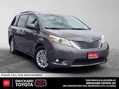 Used 2017 Toyota Sienna XLE w/ XLE Navigation Package