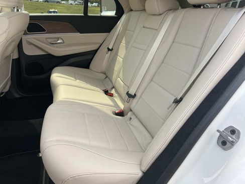 Certified 2025 Mercedes-Benz GLE 350 4MATIC image 16