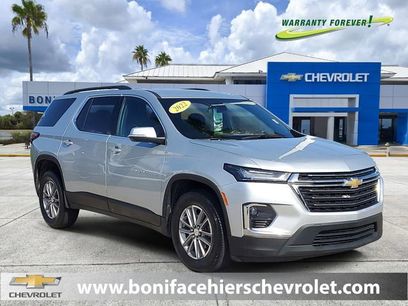 Used 2022 Chevrolet Traverse LT