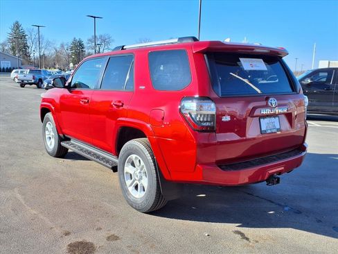 Certified 2021 Toyota 4Runner SR5 image 31