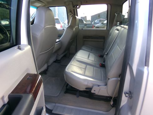 Used 2008 Ford F250 Lariat AWD/4WD image 10