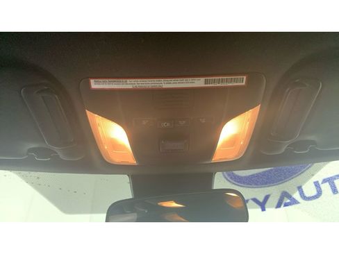 Used 2020 Toyota Corolla SE image 28