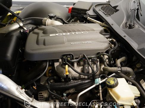 Used 2007 Pontiac Solstice GXP w/ Premium Package image 3